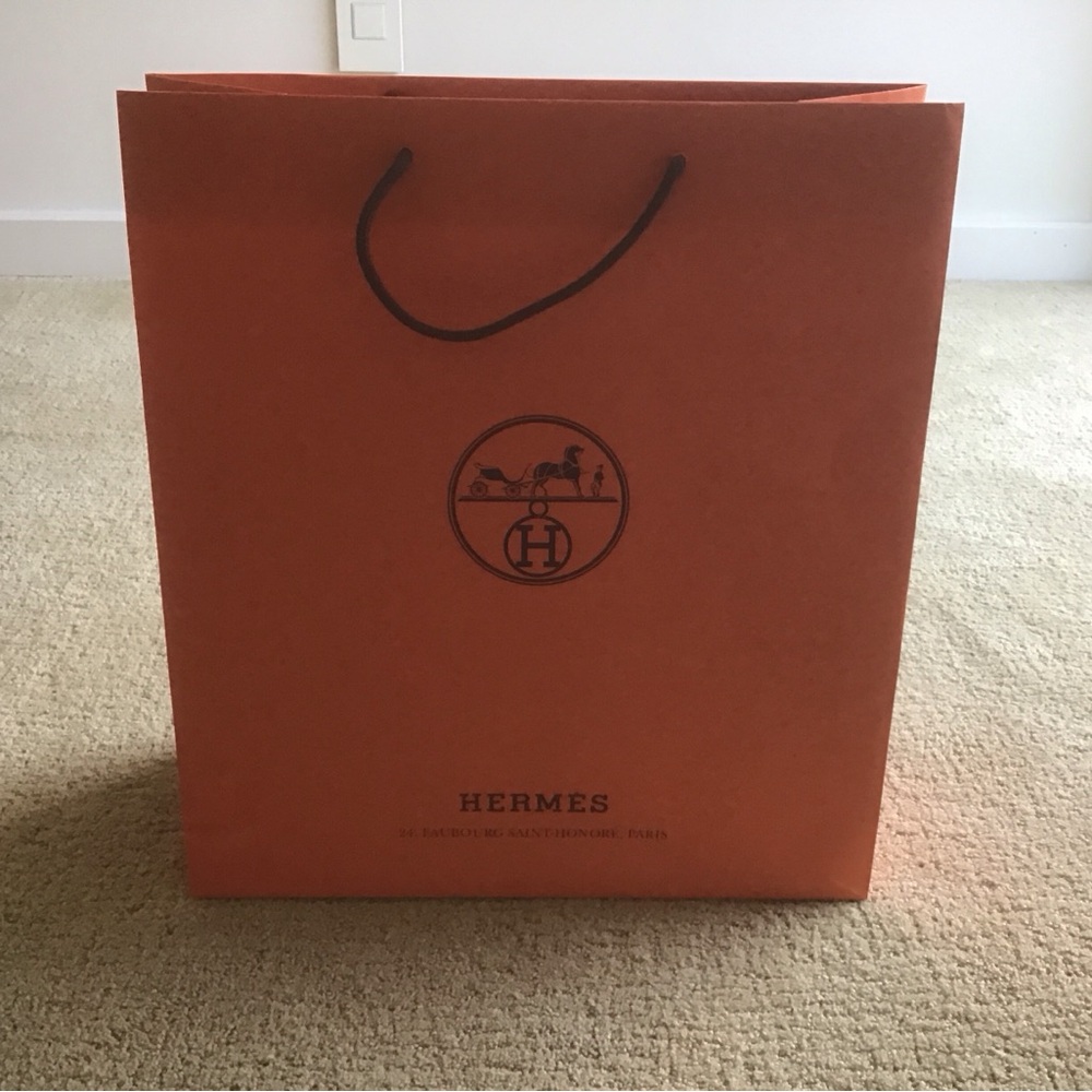 Authentic Hermes Orange Paper Shopping Bag Sac Large 18.5 x 16.5 x 6.5
